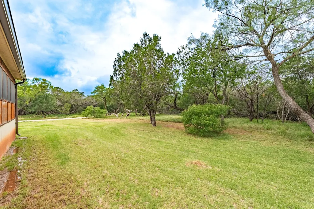 141 Pennington Street Buffalo Gap TX 79508