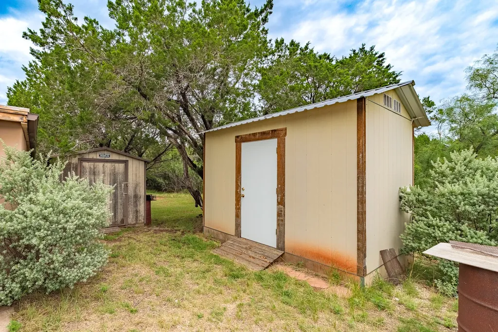 141 Pennington Street Buffalo Gap TX 79508