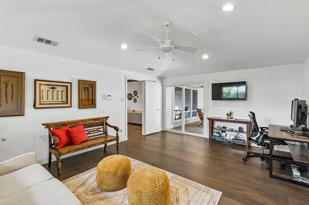 6910 Mill Falls Drive Dallas TX 75248