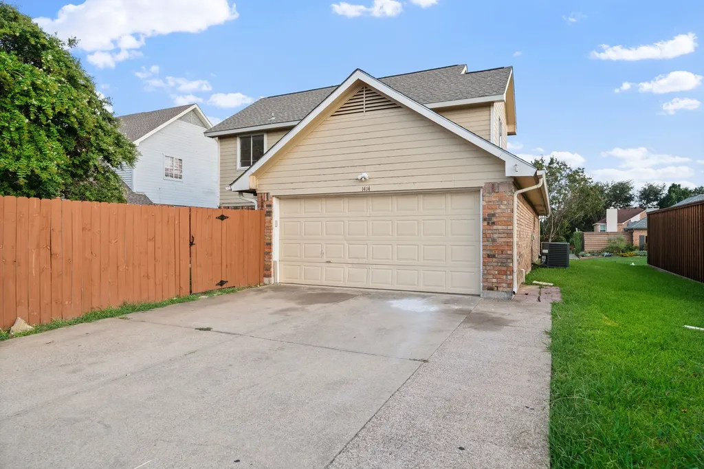 1414 Dudley Drive Carrollton TX 75007