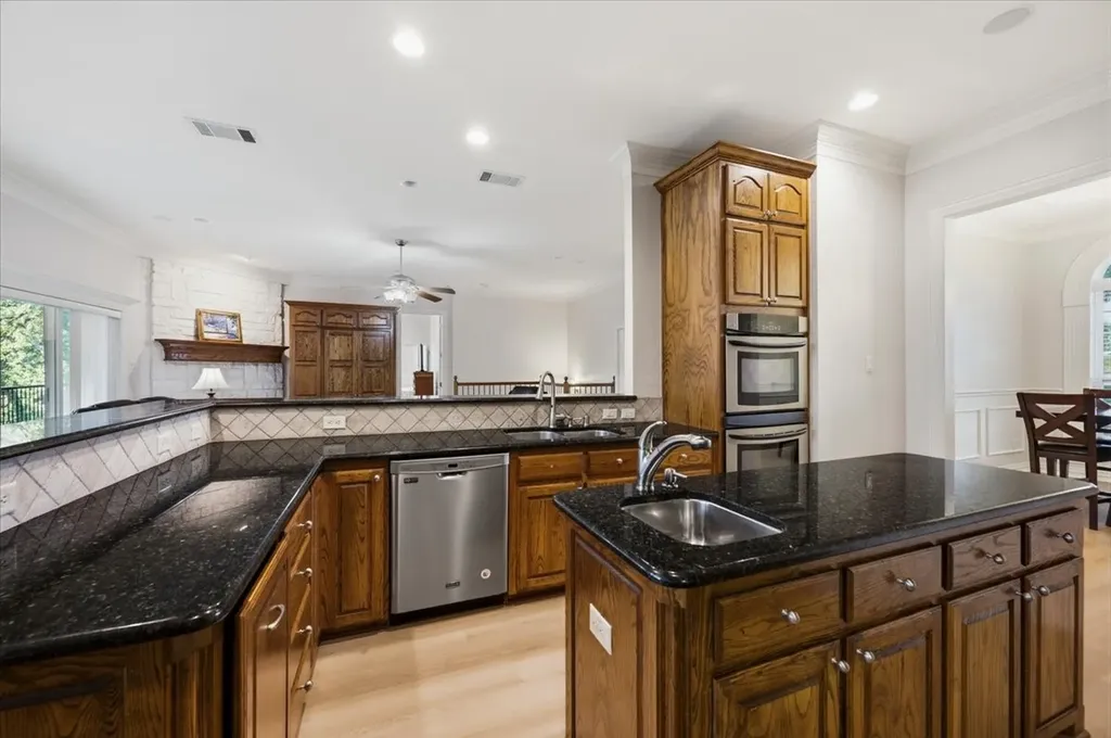 2643 Creekwood Drive Cedar Hill TX 75104