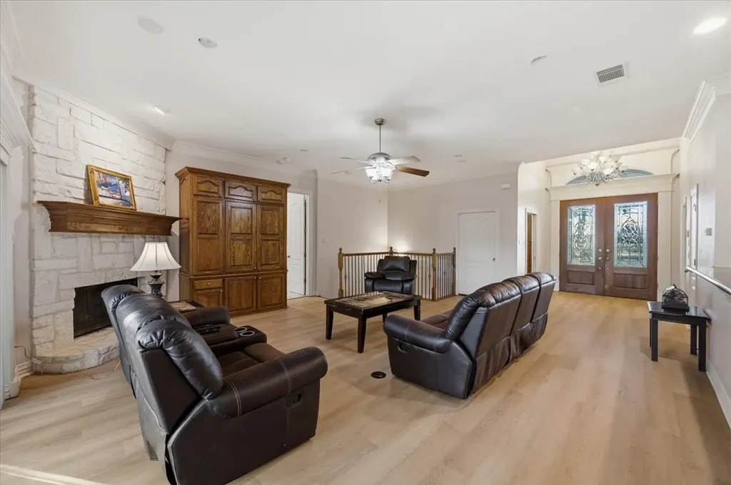 2643 Creekwood Drive Cedar Hill TX 75104
