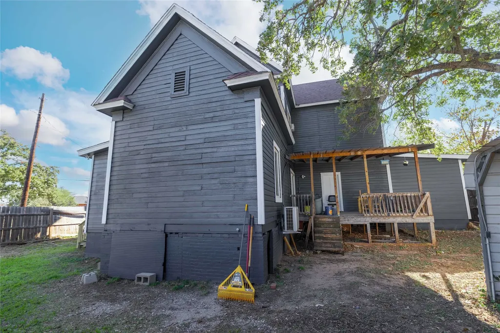 1101 Irma Street Brownwood TX 76801