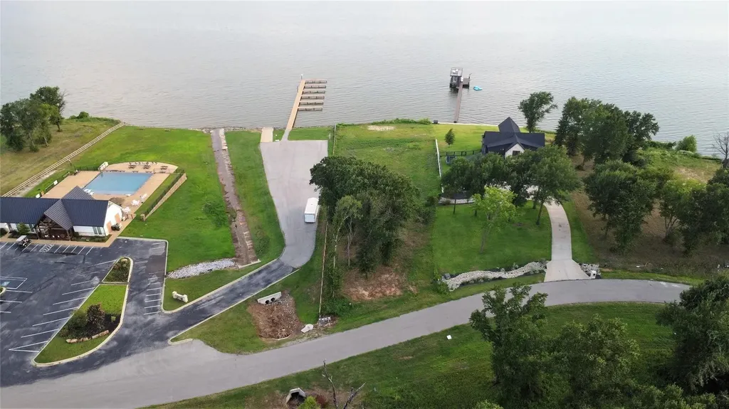 1582 Shoreline Drive Mabank TX 75143