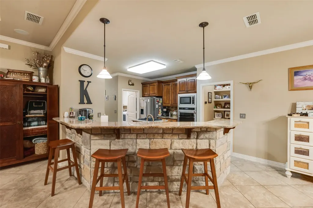 24060 Red Azalea Lindale TX 75771