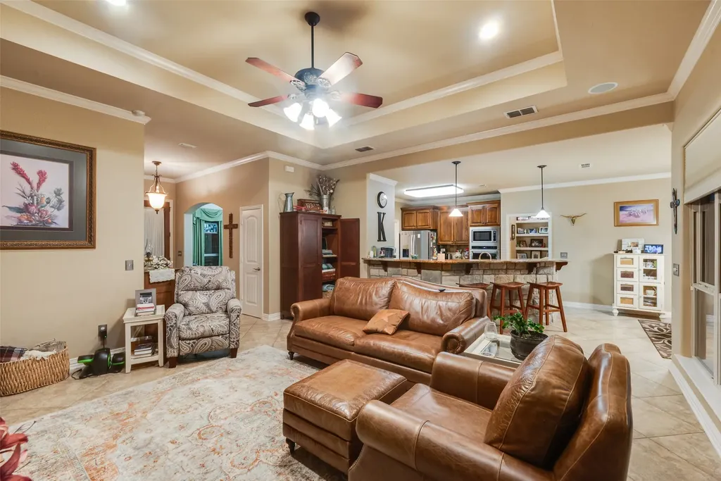 24060 Red Azalea Lindale TX 75771