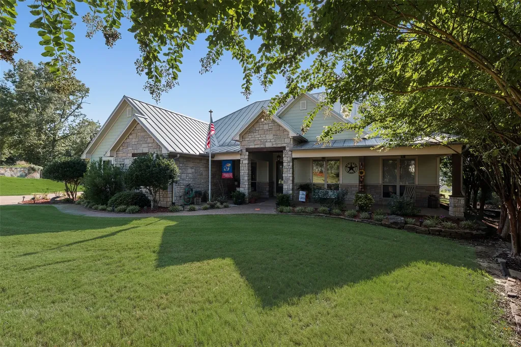 24060 Red Azalea Lindale TX 75771