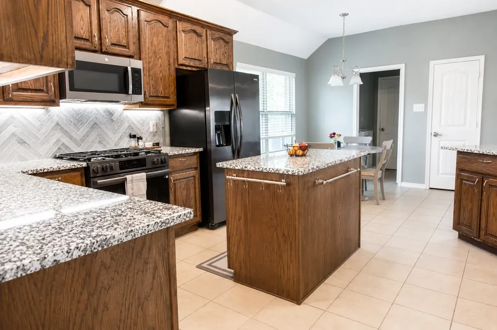 1209 Lost Valley Drive Royse City TX 75189