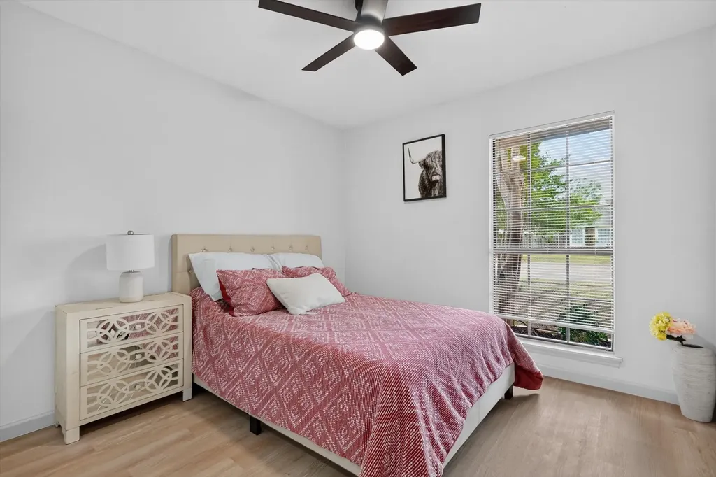 489 Weaver Street Cedar Hill TX 75104