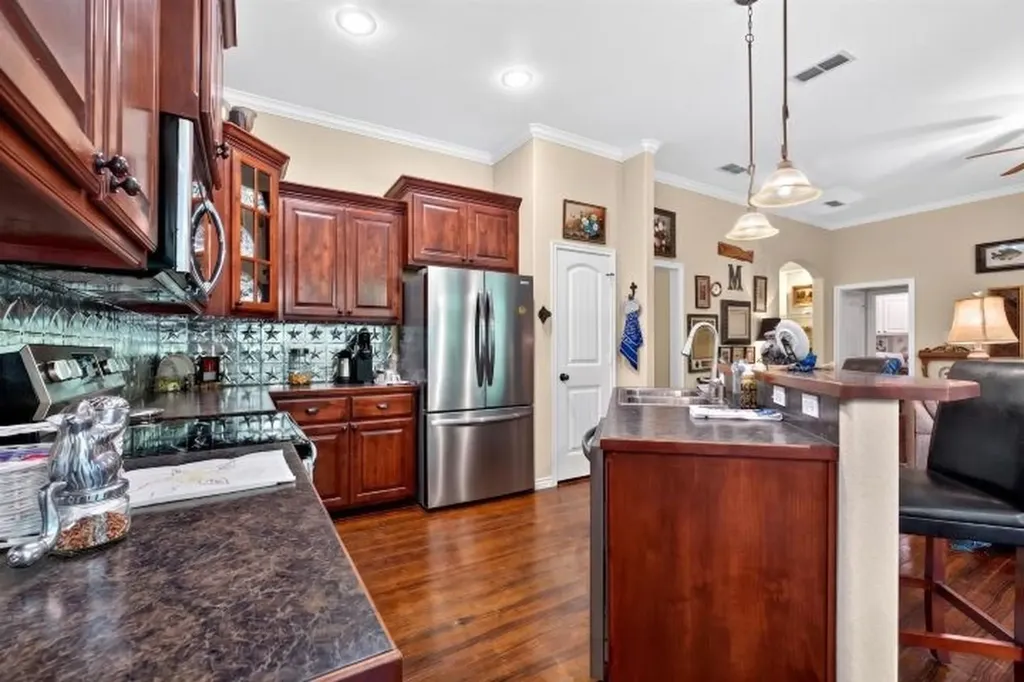 18706 Quiet Anchor Lane Flint TX 75762