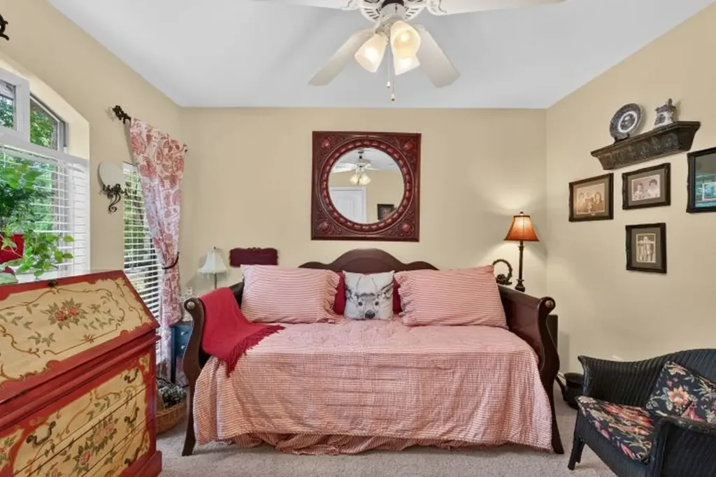 18706 Quiet Anchor Lane Flint TX 75762