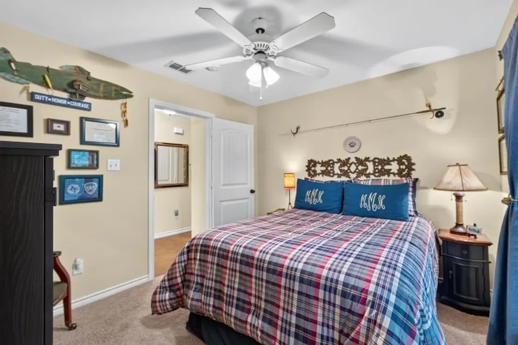 18706 Quiet Anchor Lane Flint TX 75762