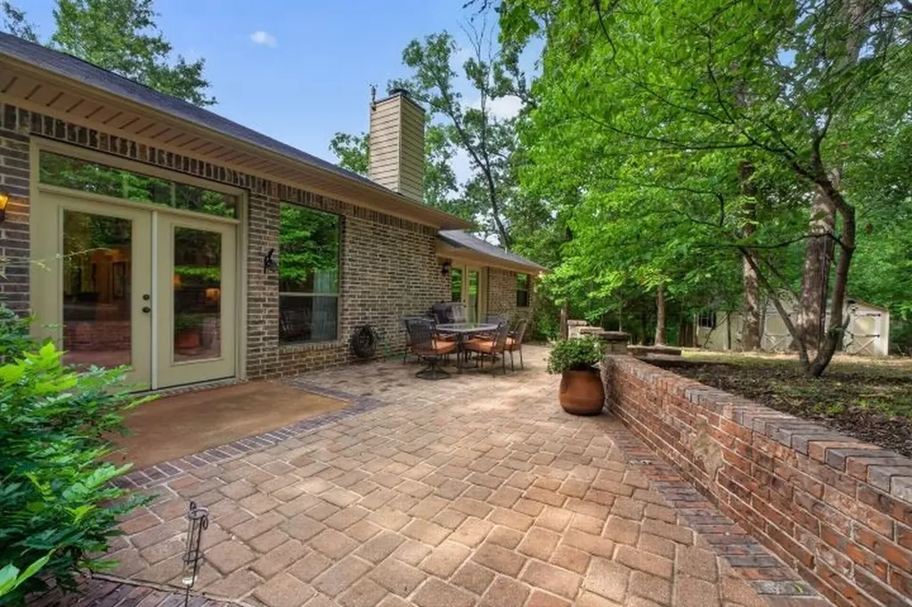 18706 Quiet Anchor Lane Flint TX 75762