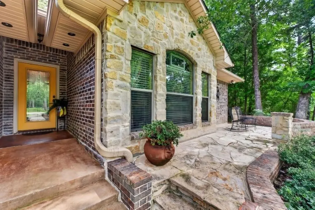 18706 Quiet Anchor Lane Flint TX 75762