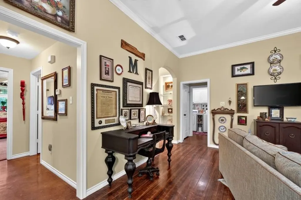 18706 Quiet Anchor Lane Flint TX 75762