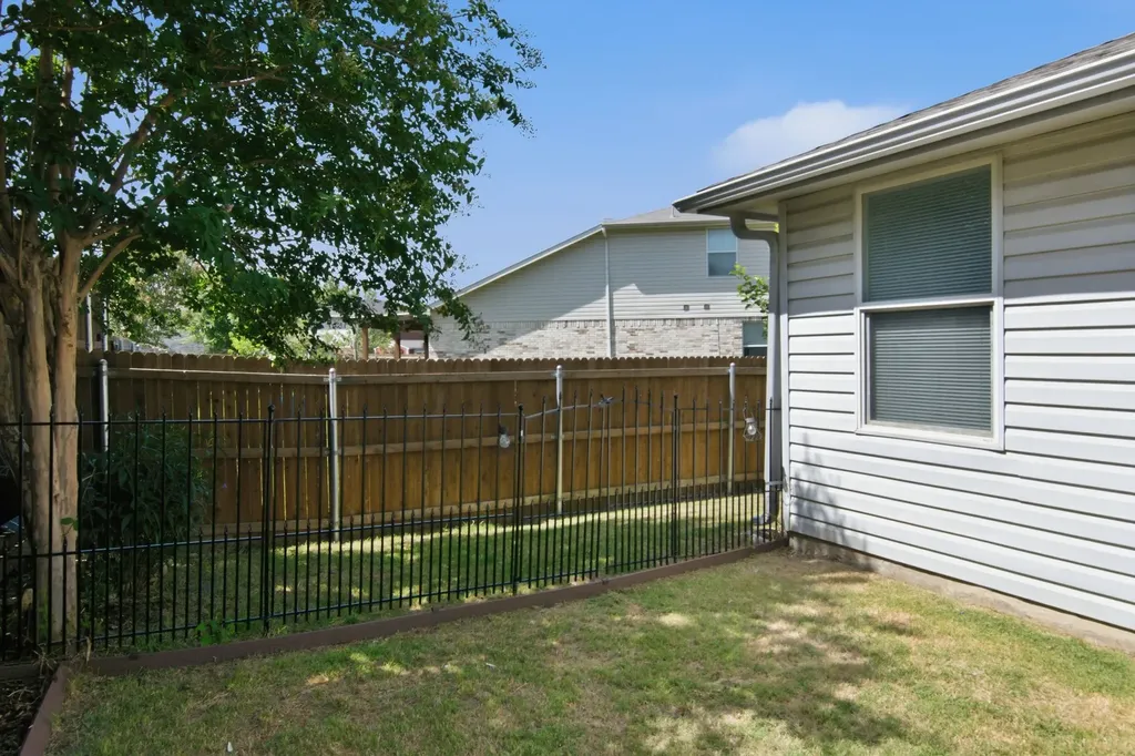 16536 Jasmine Springs Drive Fort Worth TX 76247