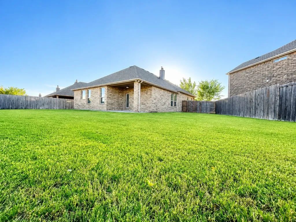 301 Hideaway Road Mckinney TX 75072