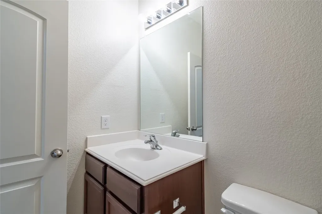 1911 Hot Springs Way Princeton TX 75407