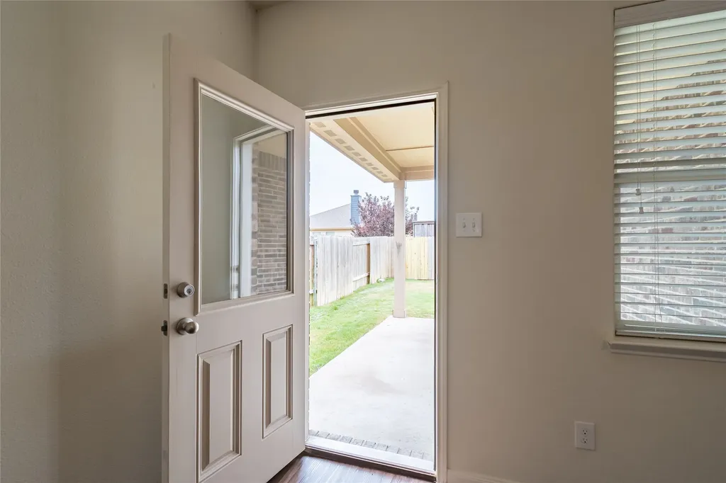 1911 Hot Springs Way Princeton TX 75407