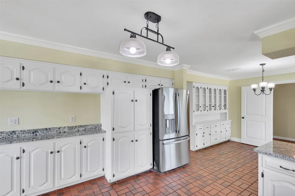 11054 County Road 2464 Poetry TX 75160