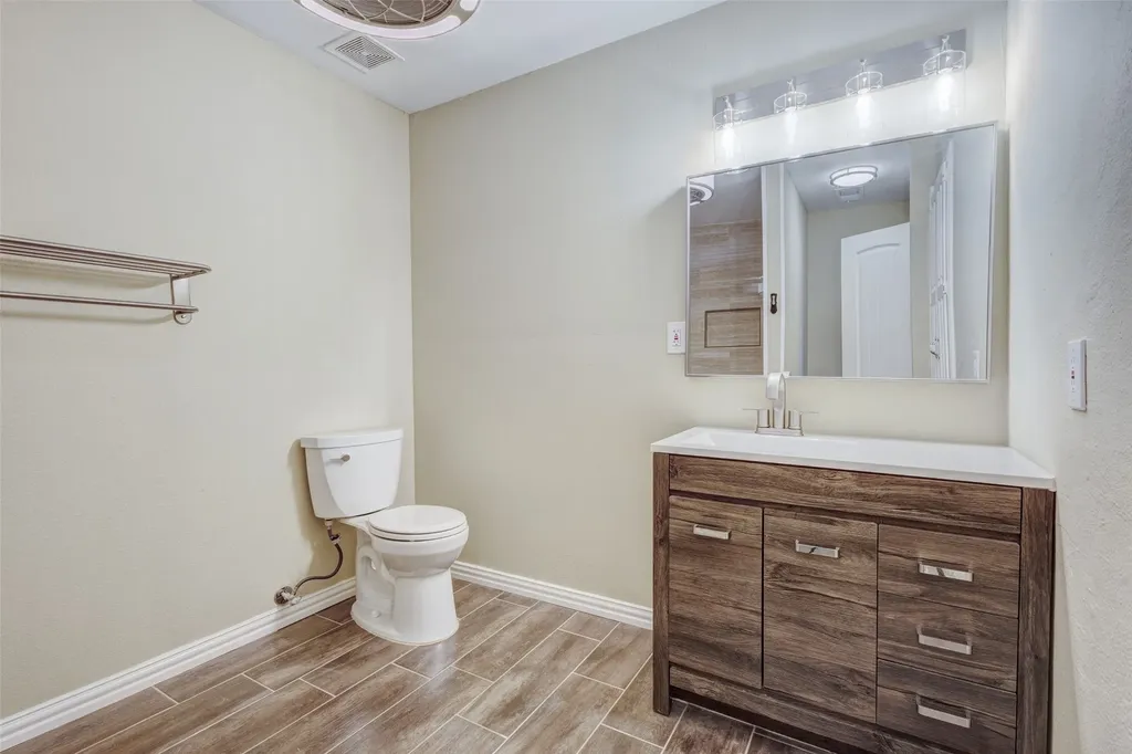 11054 County Road 2464 Poetry TX 75160