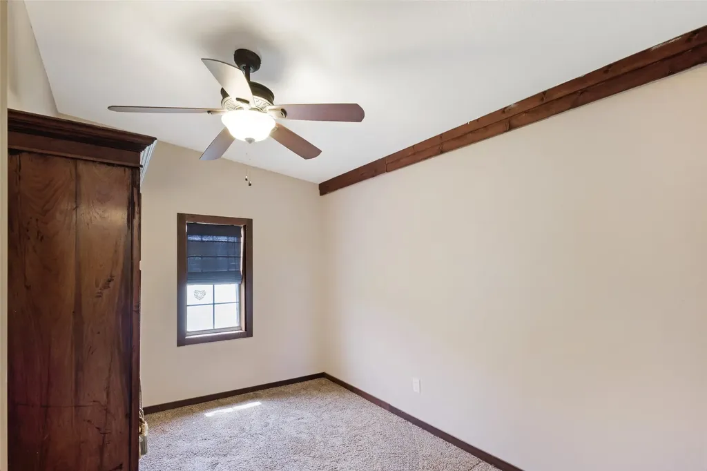 11054 County Road 2464 Poetry TX 75160
