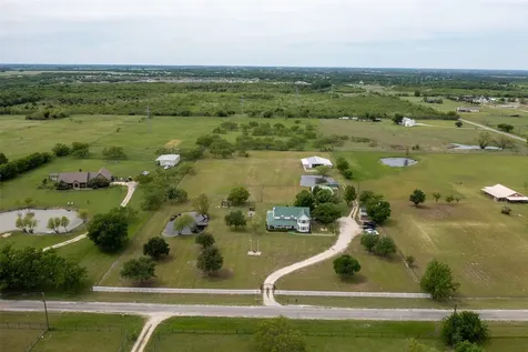 11054 County Road 2464 Poetry TX 75160