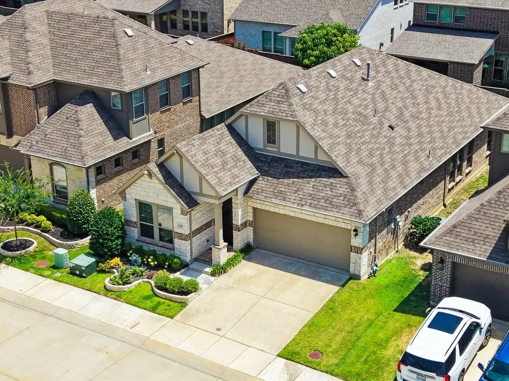 2256 Briar Ridge Trail Carrollton TX 75010