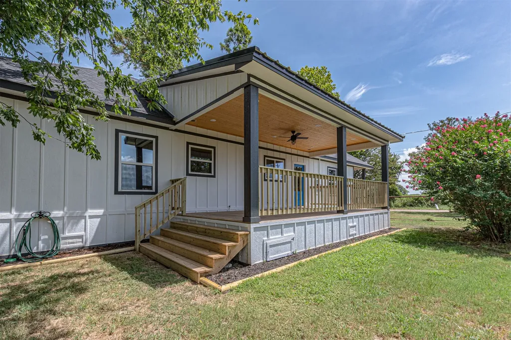 230 Rs County Road 1530 East Tawakoni TX 75472