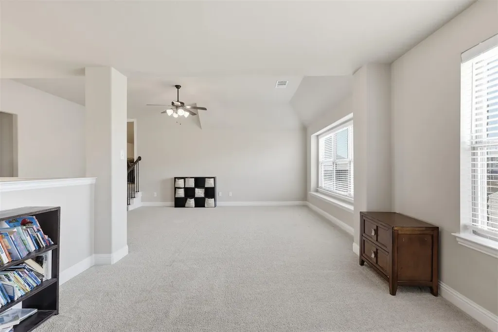 212 Lillian Lane Waxahachie TX 75165