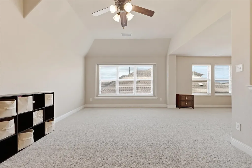 212 Lillian Lane Waxahachie TX 75165