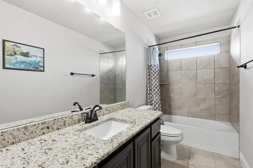 212 Lillian Lane Waxahachie TX 75165