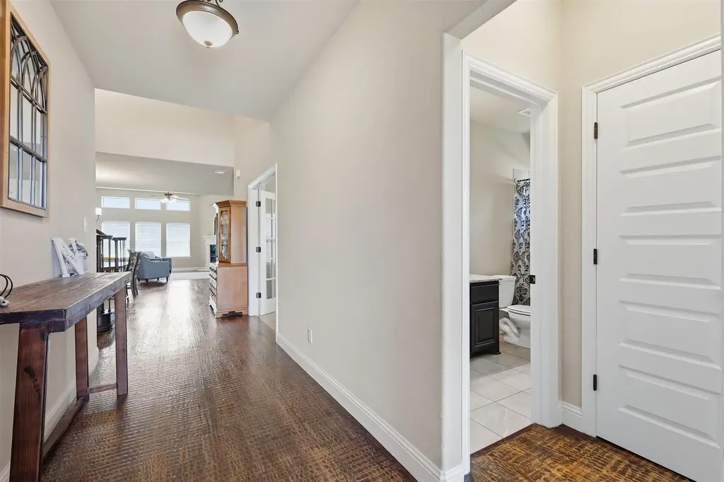 212 Lillian Lane Waxahachie TX 75165
