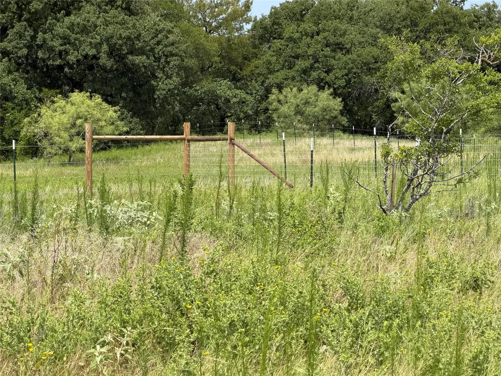 237 Hcr 1306 Whitney TX 76692