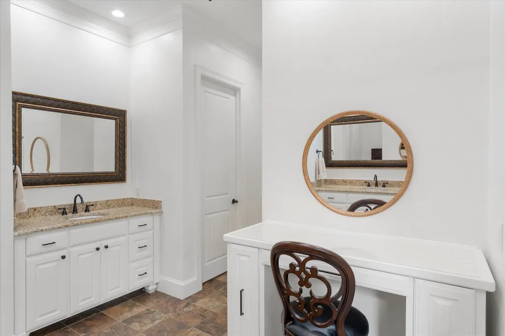 940 Private Road 5980 Yantis TX 75497