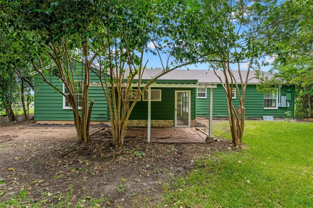 3220 N 31st Street Waco TX 76708