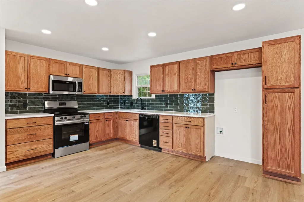 3220 N 31st Street Waco TX 76708