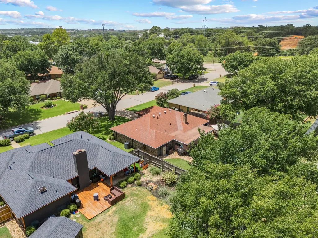 3040 Panhandle Drive Grapevine TX 76051