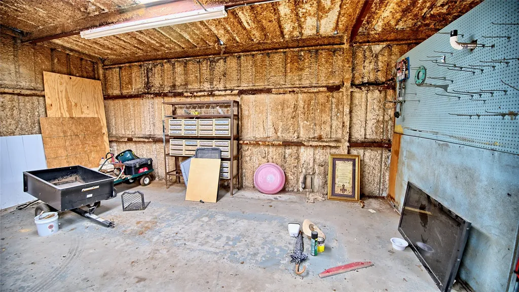 105 W Highway 82 Nocona TX 76255