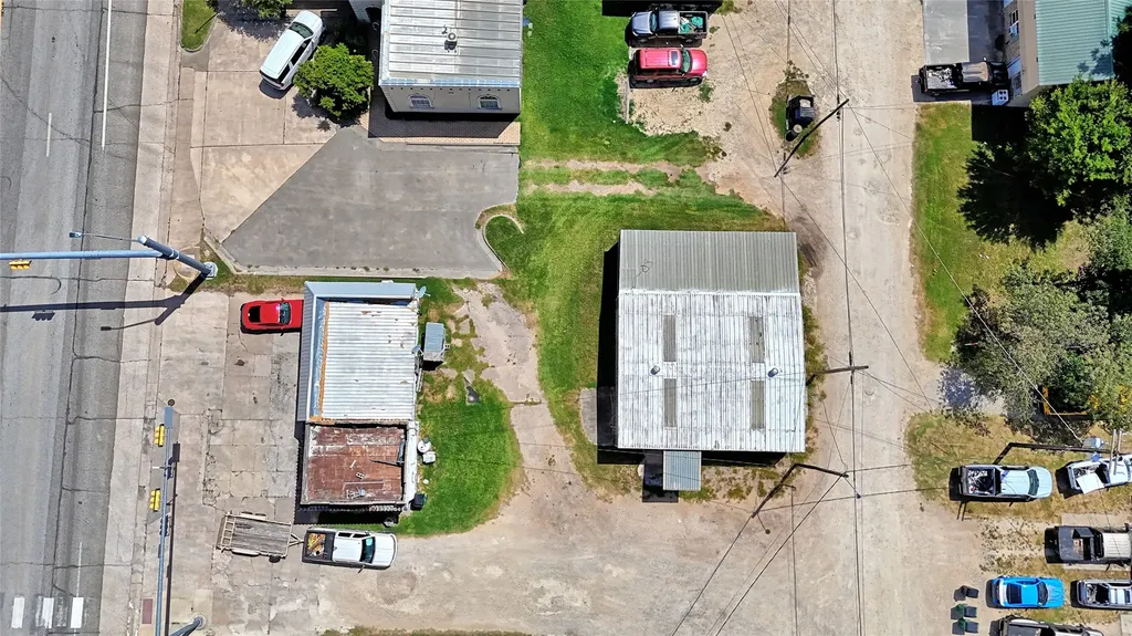 105 W Highway 82 Nocona TX 76255