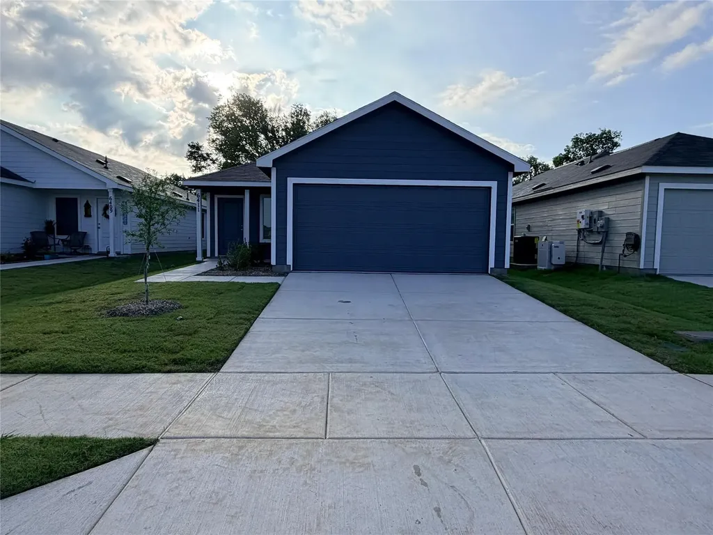 6411 Willet Road Princeton TX 75407