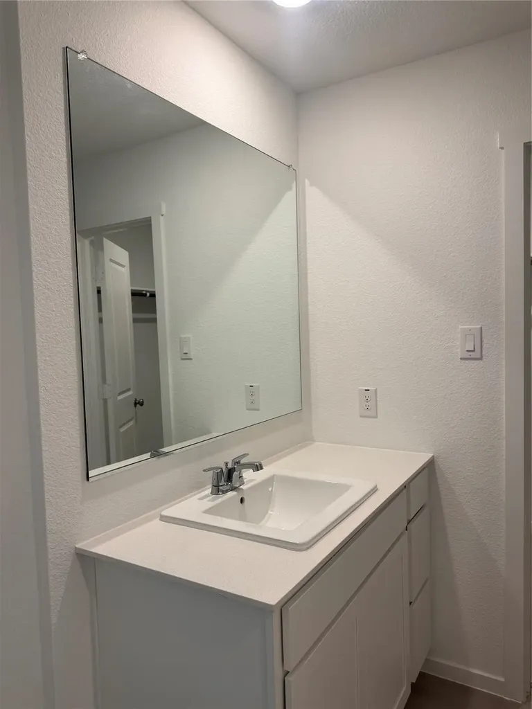 6411 Willet Road Princeton TX 75407