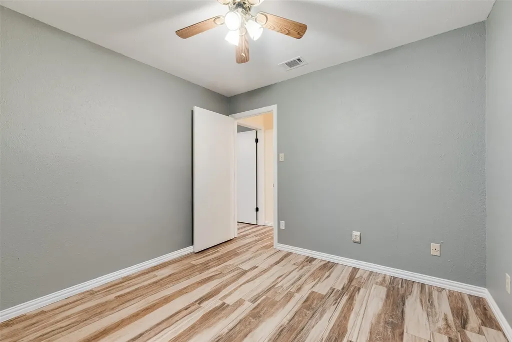 800 Brownfield Drive Mesquite TX 75150