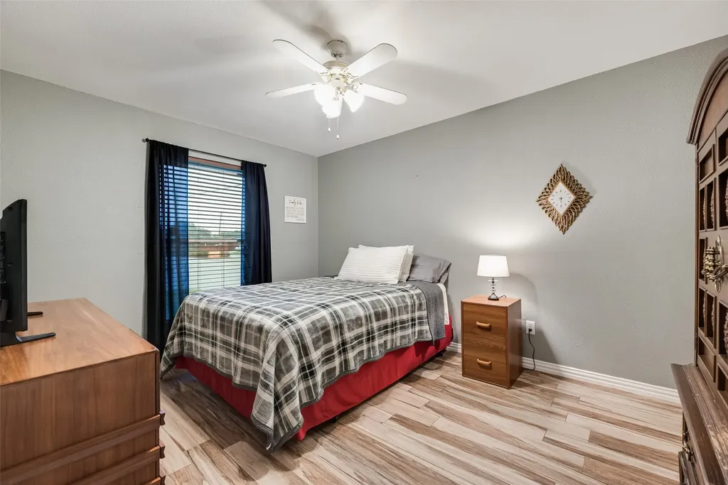 800 Brownfield Drive Mesquite TX 75150
