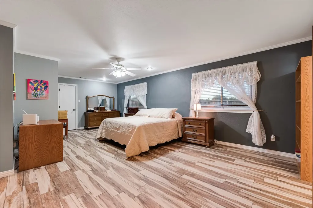 800 Brownfield Drive Mesquite TX 75150