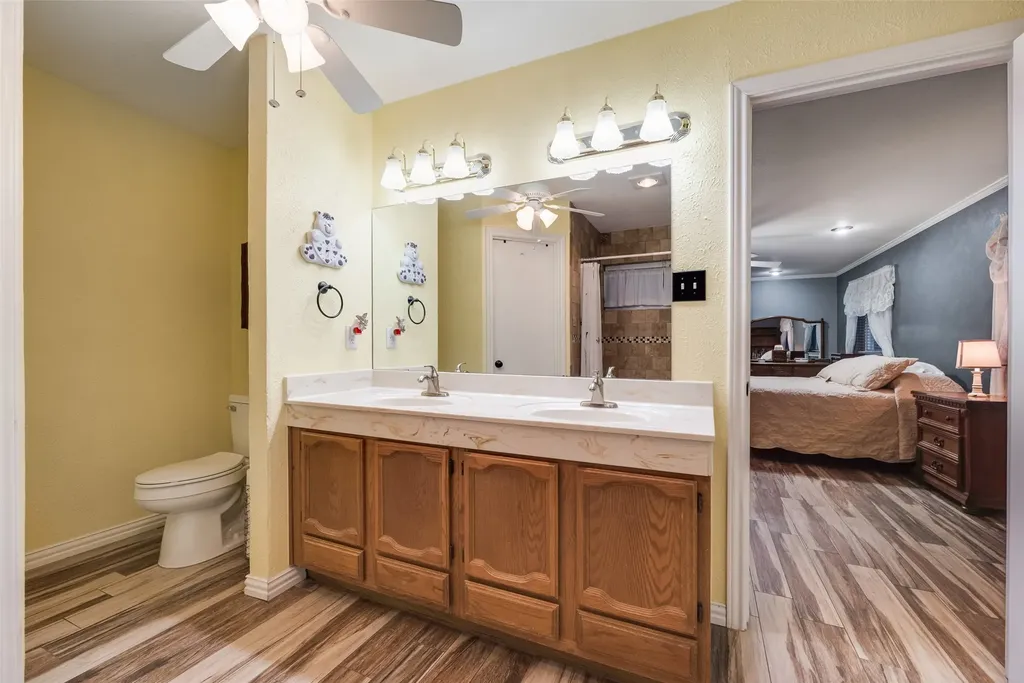 800 Brownfield Drive Mesquite TX 75150