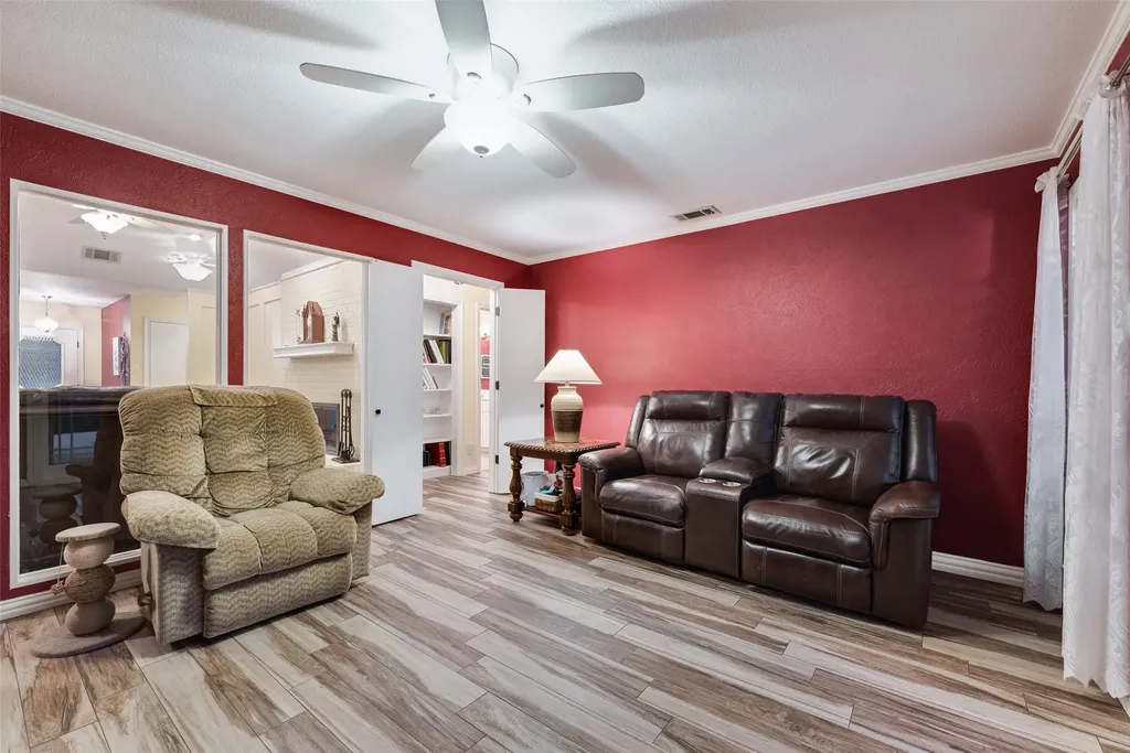800 Brownfield Drive Mesquite TX 75150