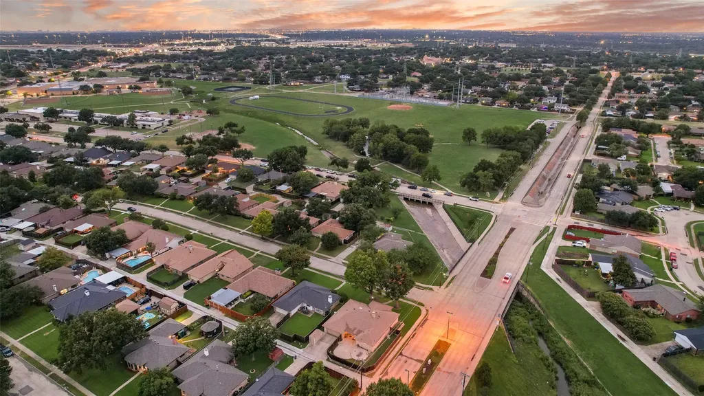 800 Brownfield Drive Mesquite TX 75150