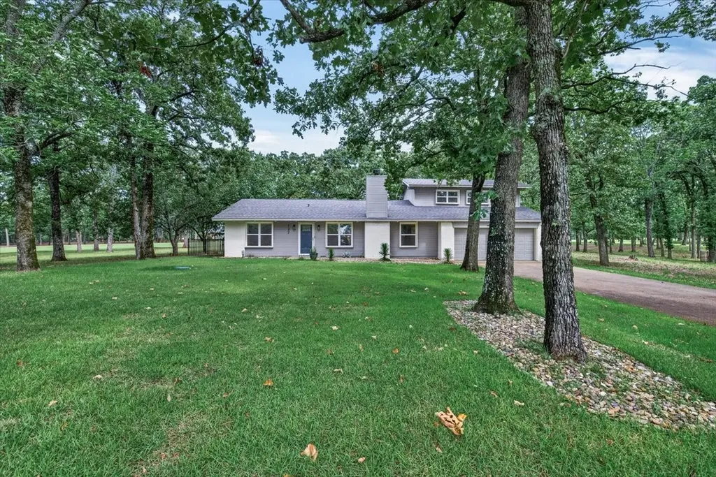 127 Pinnacle Club Drive Mabank TX 75156