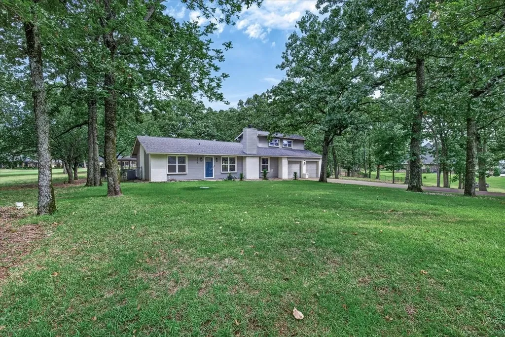 127 Pinnacle Club Drive Mabank TX 75156